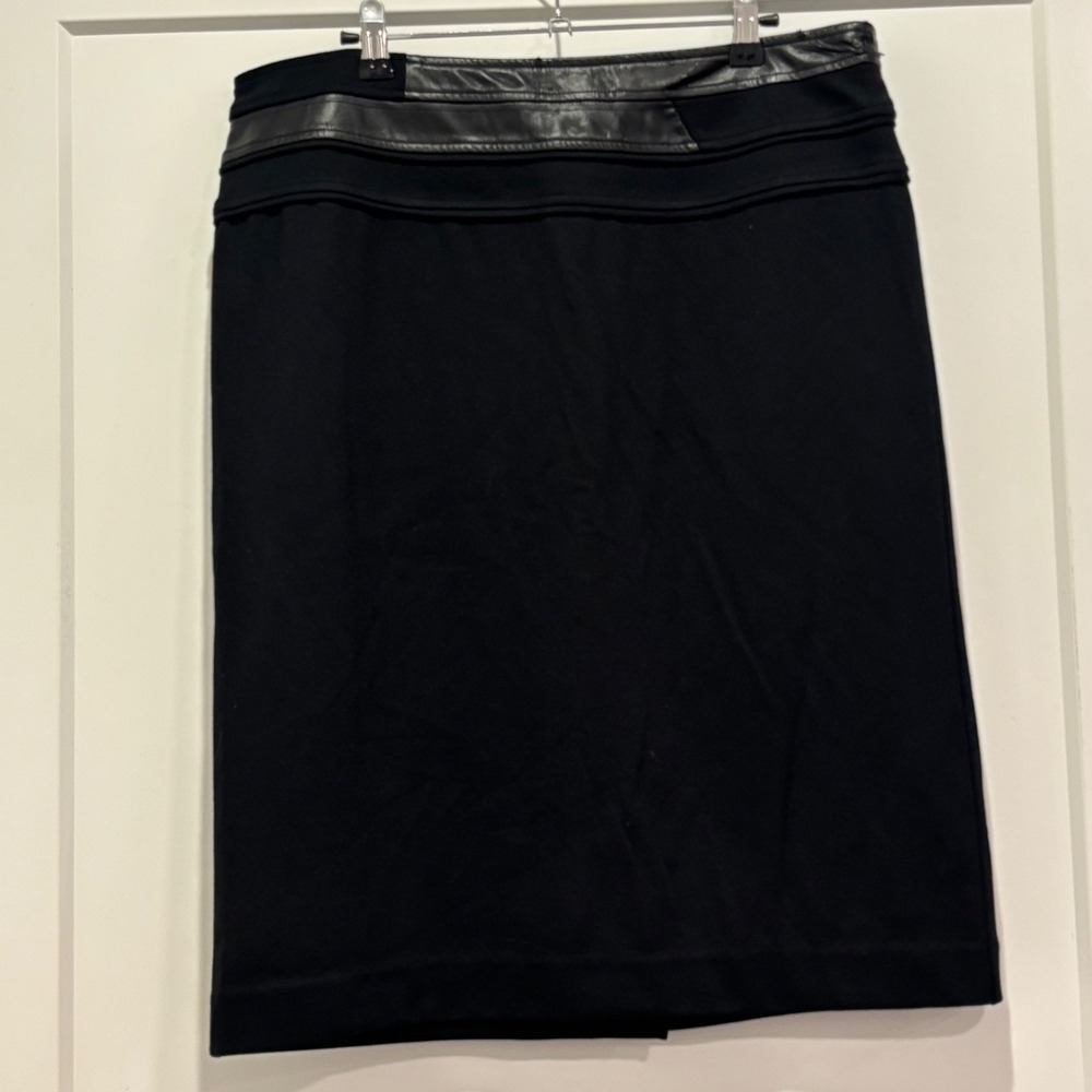 Adrienne Vittadini Black Ponte Pencil Skirt Faux Leather Trim Size 12 - Picture 1 of 6